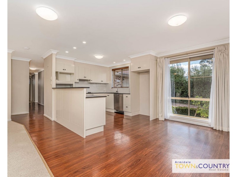 16 Erin Court, Armidale NSW 2350