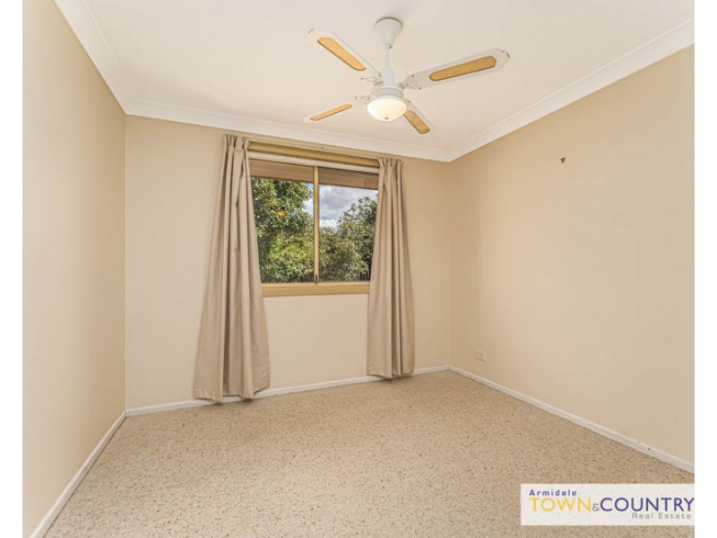 16 Erin Court, Armidale NSW 2350
