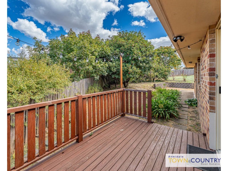 16 Erin Court, Armidale NSW 2350