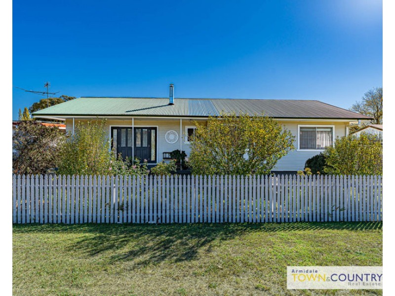 5 Grafton Road, Armidale NSW 2350