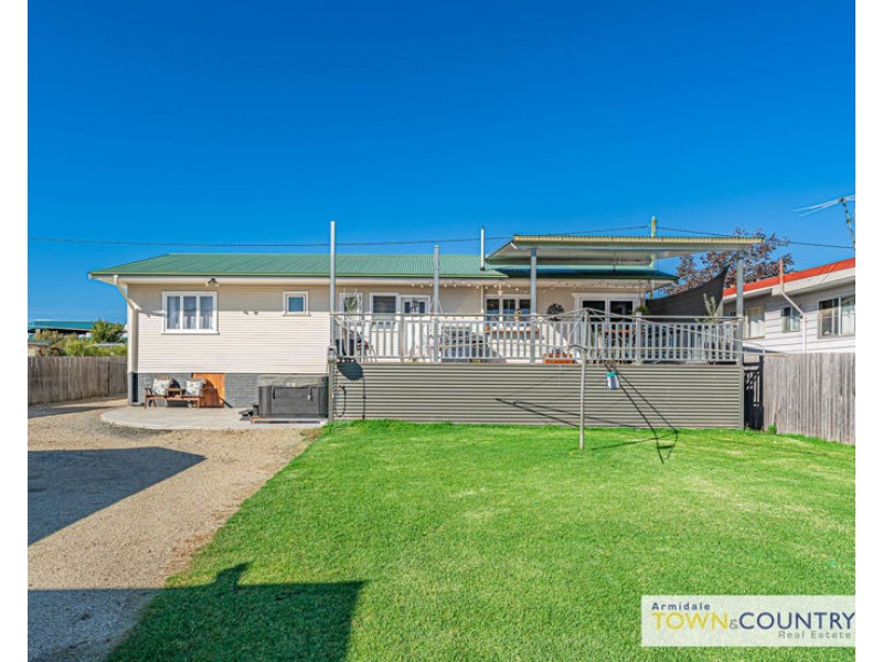 5 Grafton Road, Armidale NSW 2350