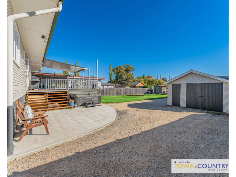 5 Grafton Road, Armidale NSW 2350