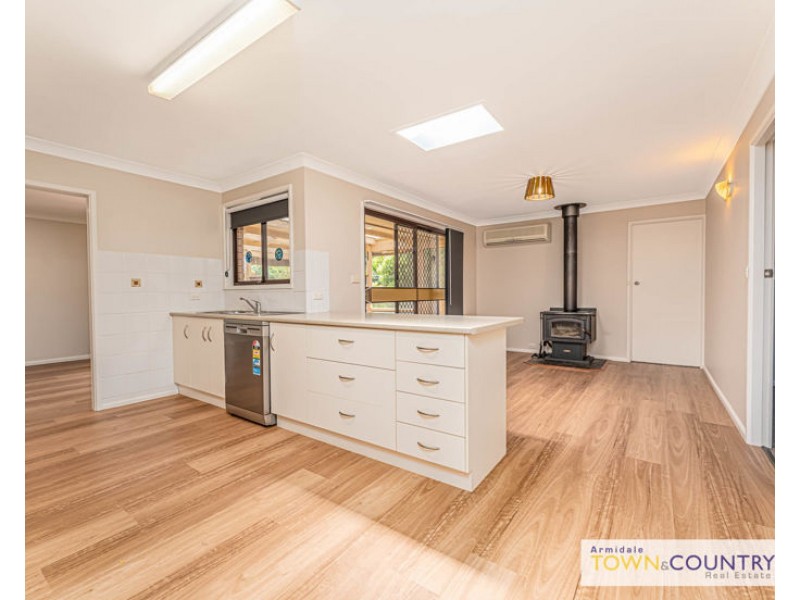 40 Dalton Drive, Armidale NSW 2350