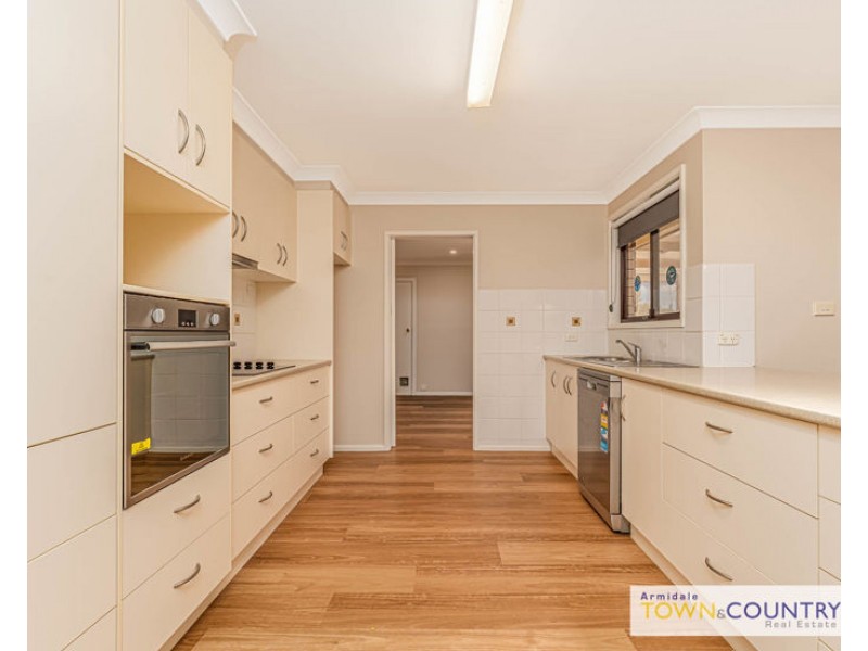 40 Dalton Drive, Armidale NSW 2350