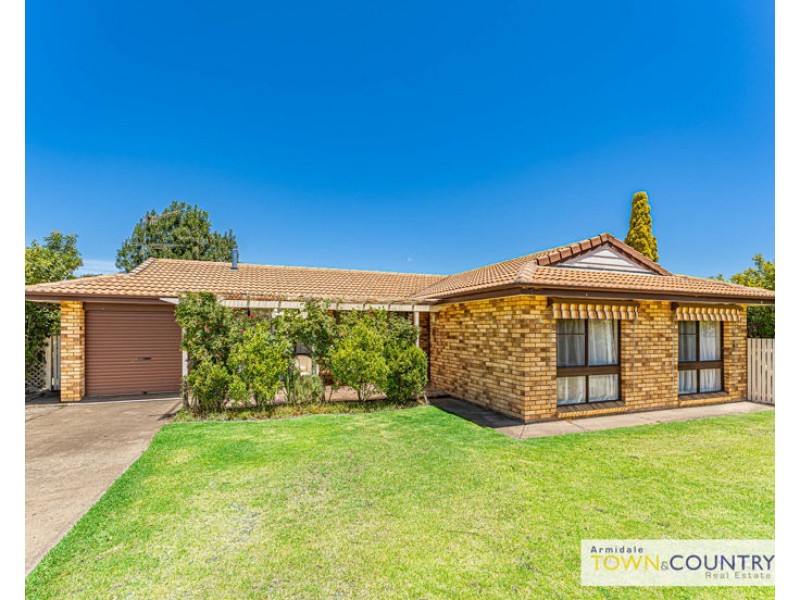 14 Newling Avenue, Armidale NSW 2350