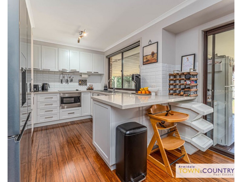 14 Newling Avenue, Armidale NSW 2350