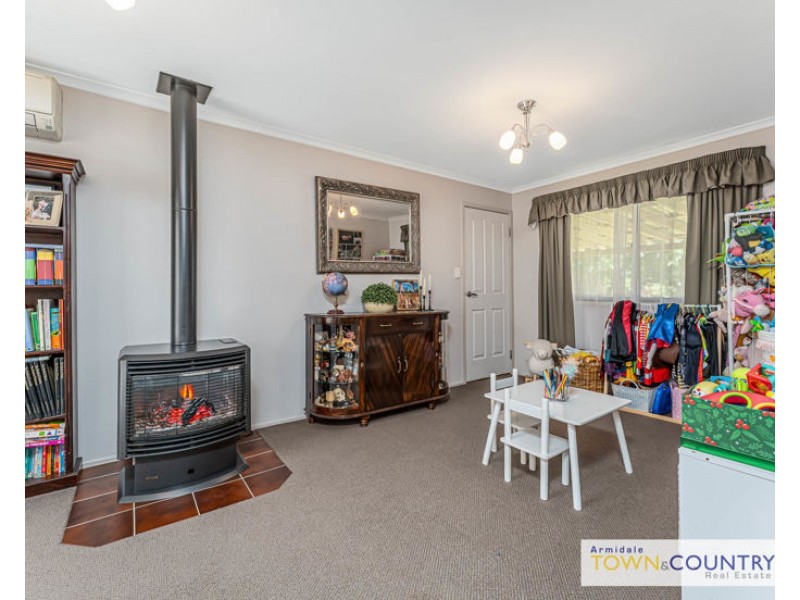 14 Newling Avenue, Armidale NSW 2350