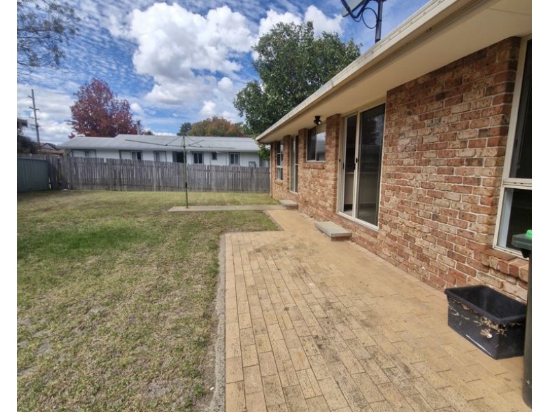 3/85 Queen Elizabeth Drive, Armidale NSW 2350