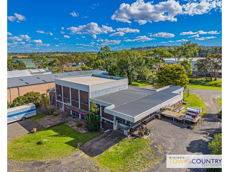 Level 2, 46 Seaton Street, Armidale NSW 2350