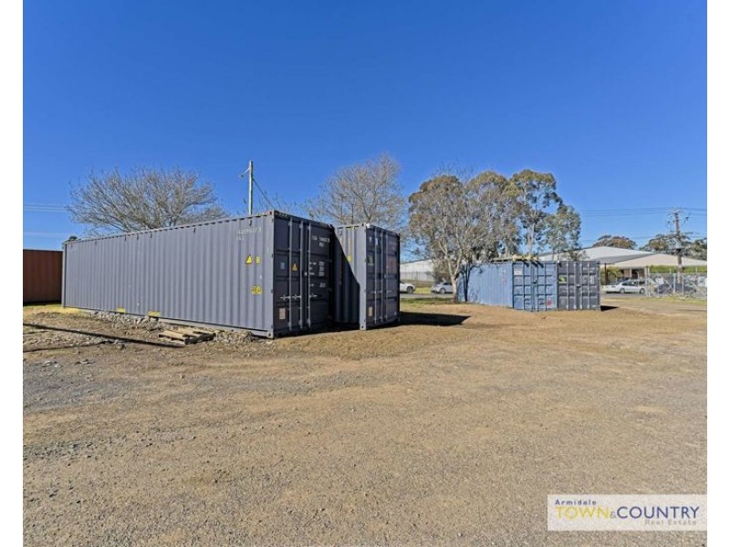 Acacia Storage / 46 Seaton Street, Armidale NSW 2350