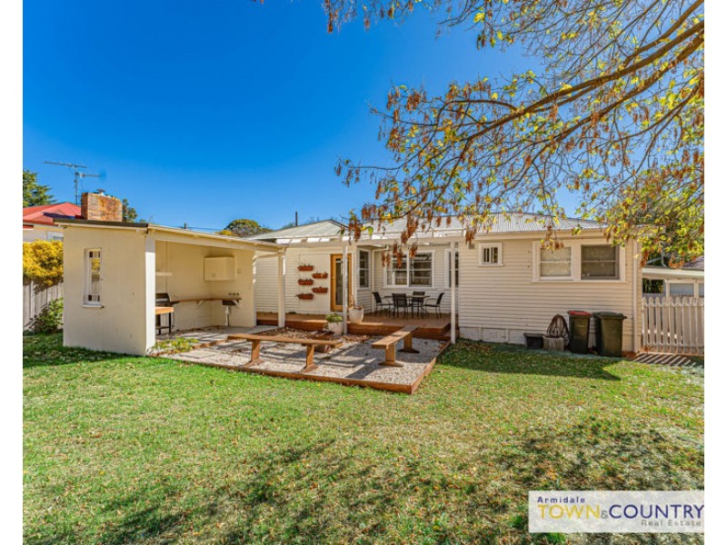 155 Jessie Steet, Armidale NSW 2350