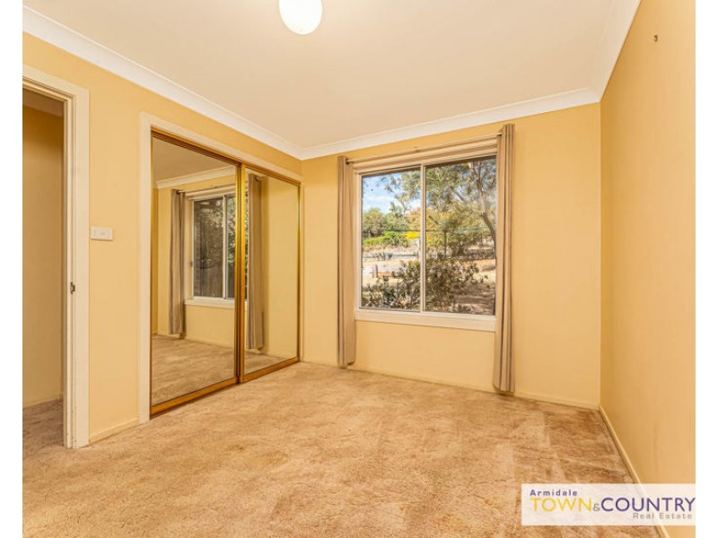 6 Donegal Terrace, Armidale NSW 2350