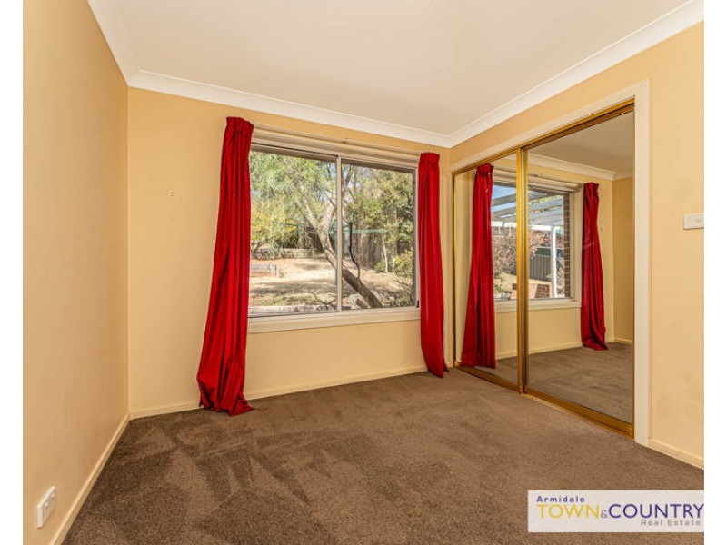 6 Donegal Terrace, Armidale NSW 2350