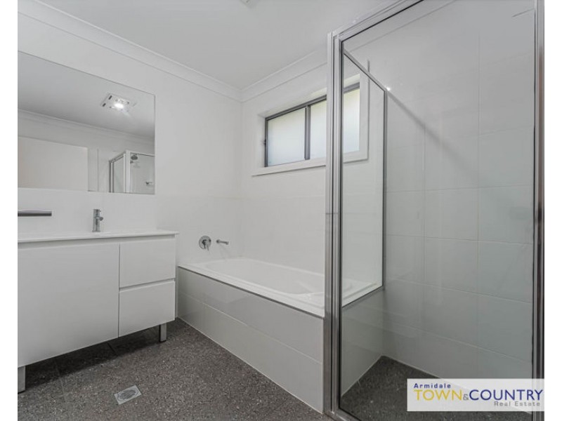 1/28 Frizell Crescent, Armidale NSW 2350