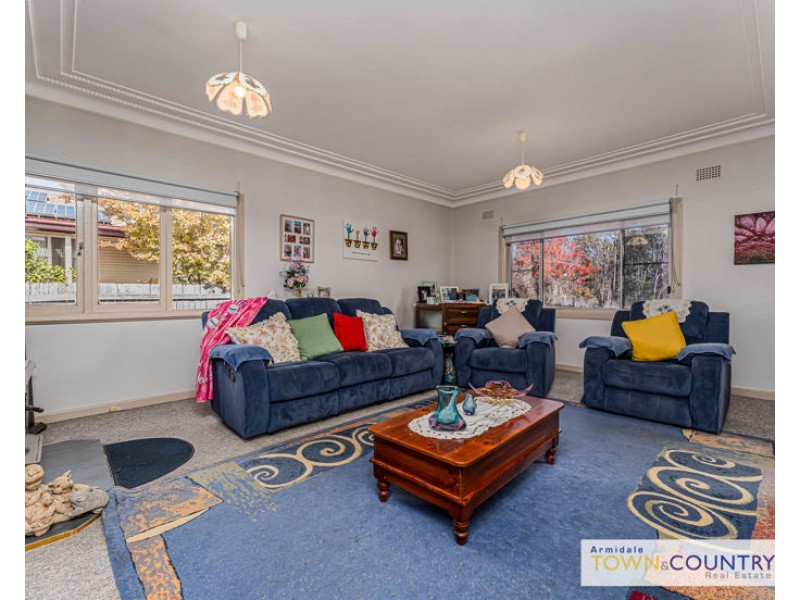 207 Kennedy Street, Armidale NSW 2350