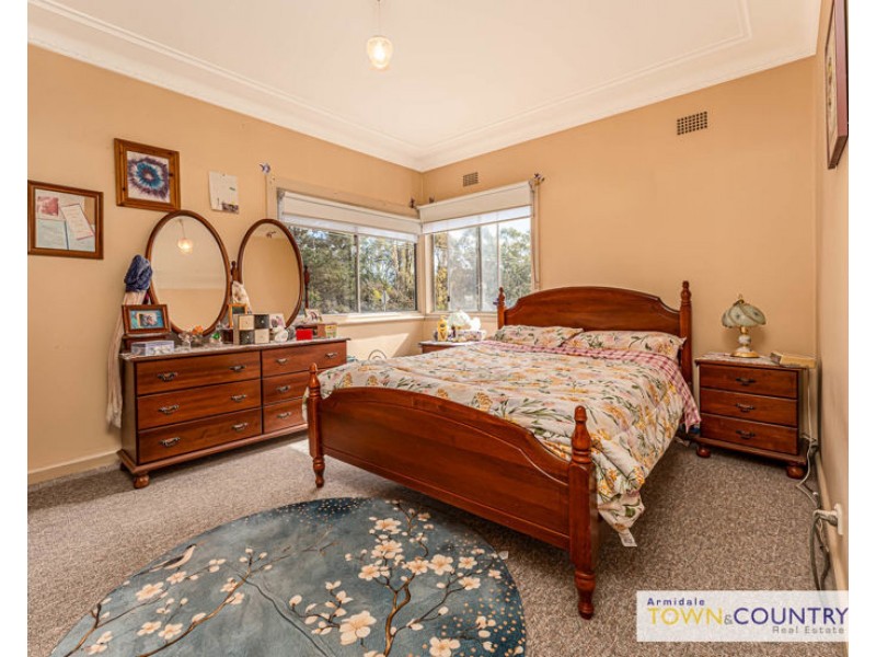 207 Kennedy Street, Armidale NSW 2350