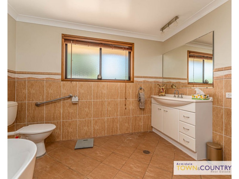 15 Dalton Drive, Armidale NSW 2350