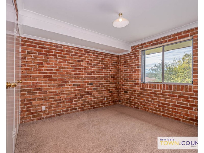 1/13 Glendower Close, Armidale NSW 2350