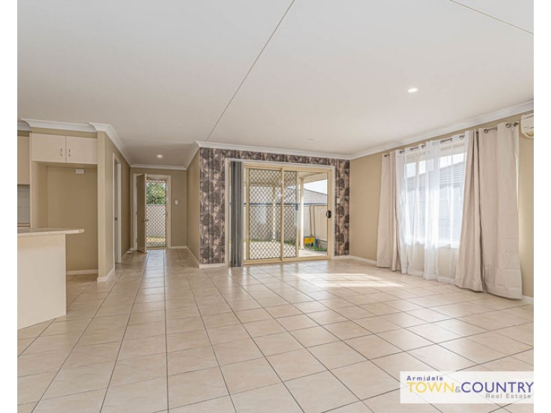25 Rusden Court, Armidale NSW 2350