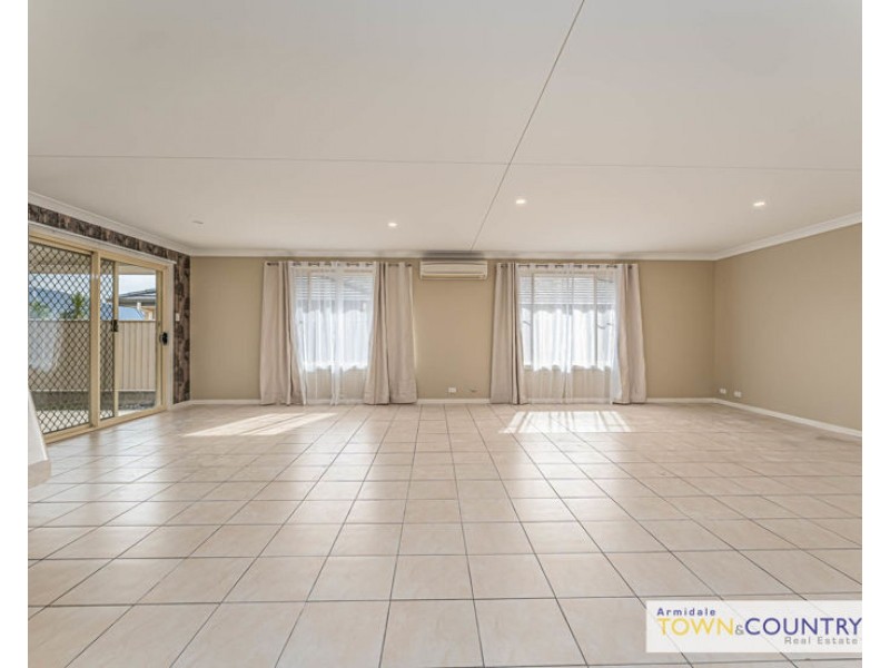 25 Rusden Court, Armidale NSW 2350