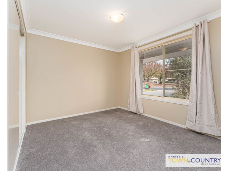 25 Rusden Court, Armidale NSW 2350