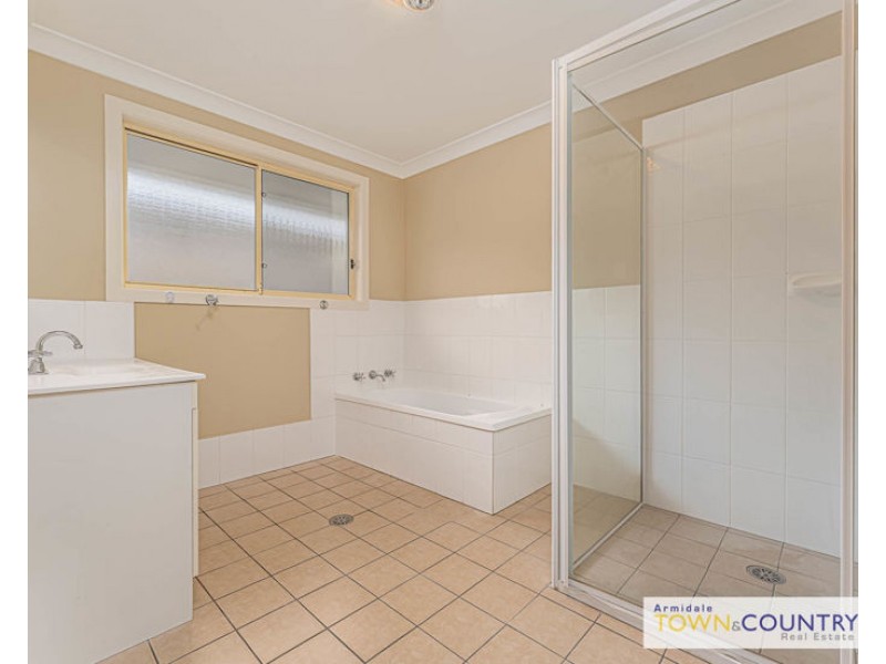 25 Rusden Court, Armidale NSW 2350