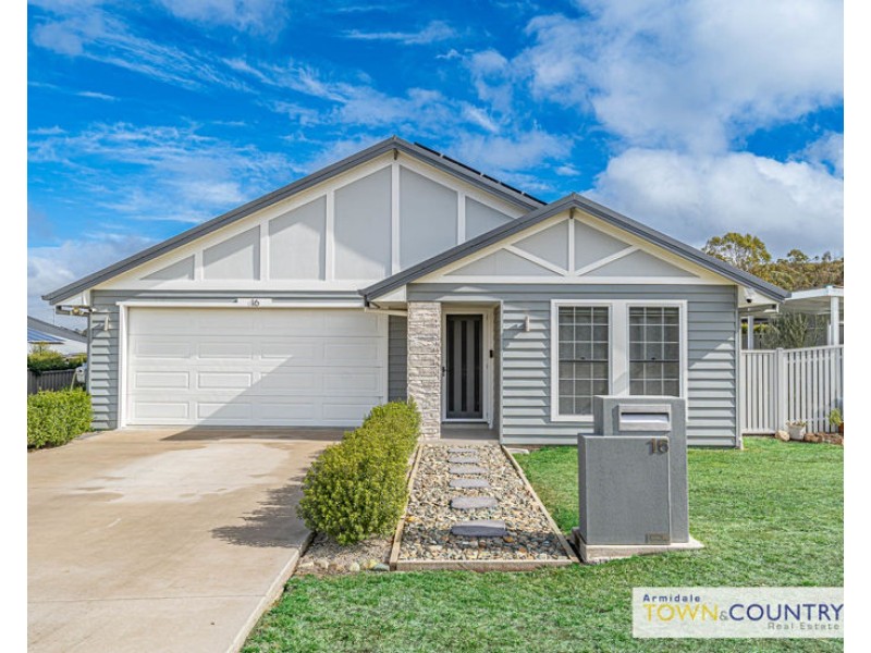 16 Ailsa Crescent, Armidale NSW 2350