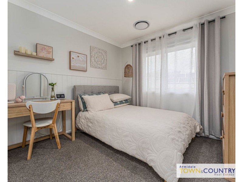 16 Ailsa Crescent, Armidale NSW 2350
