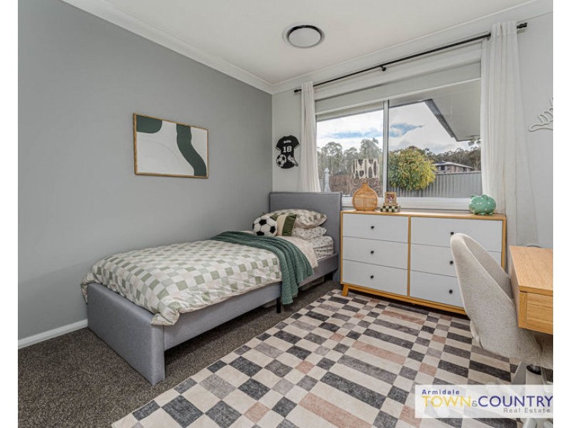 16 Ailsa Crescent, Armidale NSW 2350