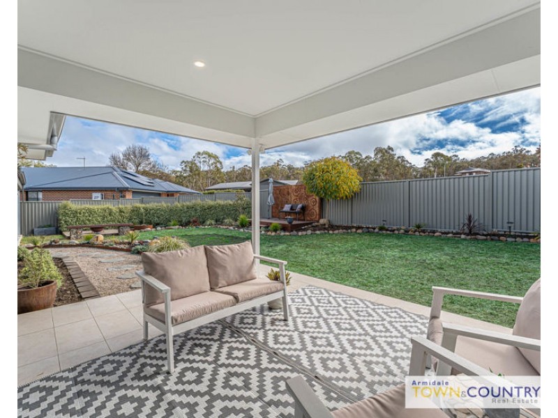 16 Ailsa Crescent, Armidale NSW 2350