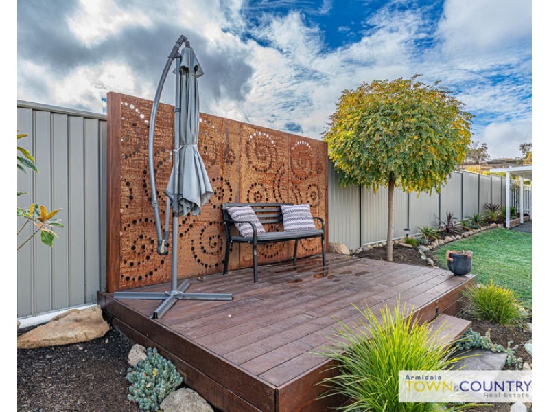 16 Ailsa Crescent, Armidale NSW 2350