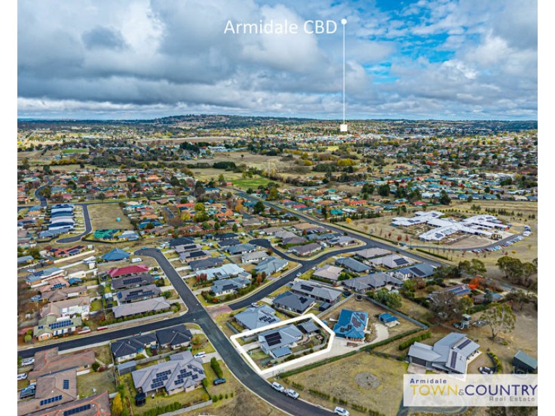 16 Ailsa Crescent, Armidale NSW 2350