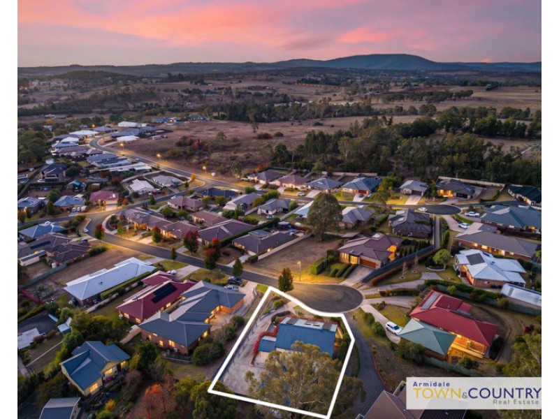 4 Amber close, Armidale NSW 2350
