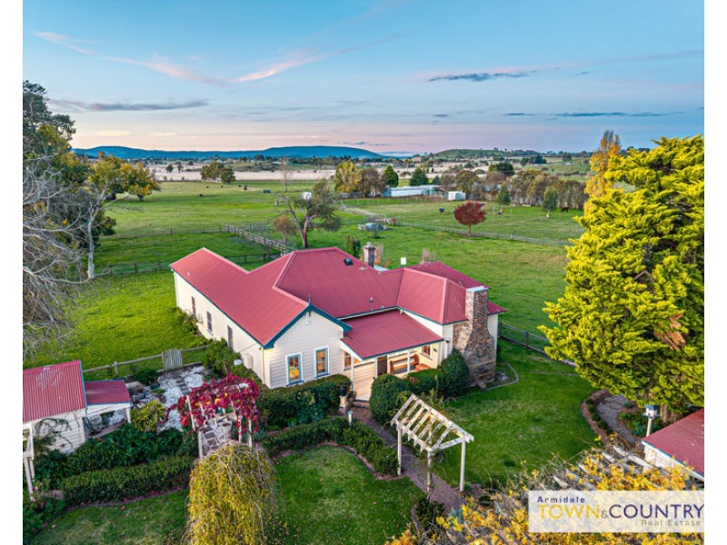 62 Mundays Lane, Armidale NSW 2350