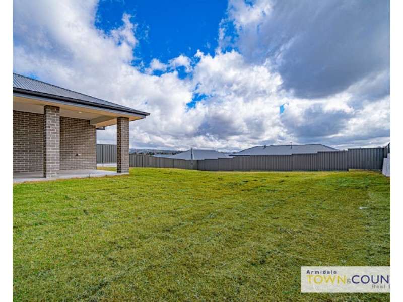 7 Pasture Street, Armidale NSW 2350