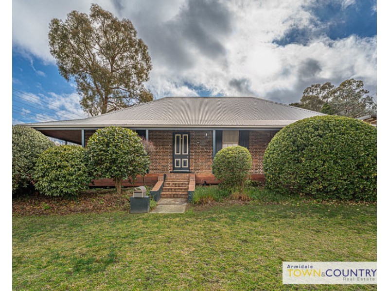 187 Kirkwood Street, Armidale NSW 2350