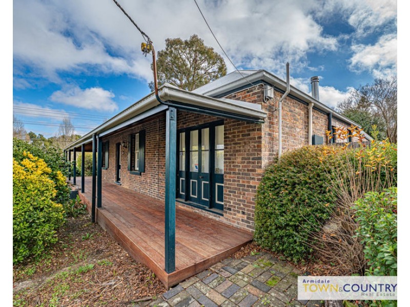 187 Kirkwood Street, Armidale NSW 2350