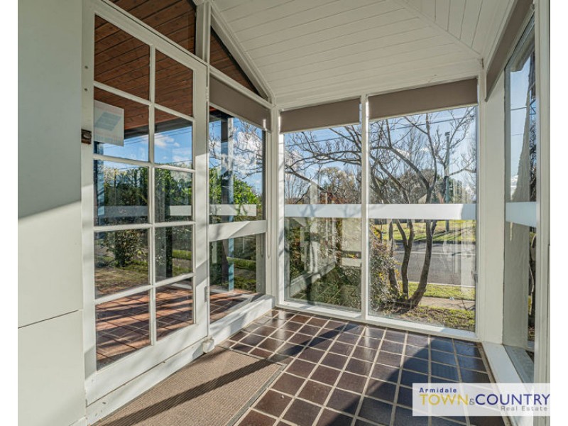 187 Kirkwood Street, Armidale NSW 2350