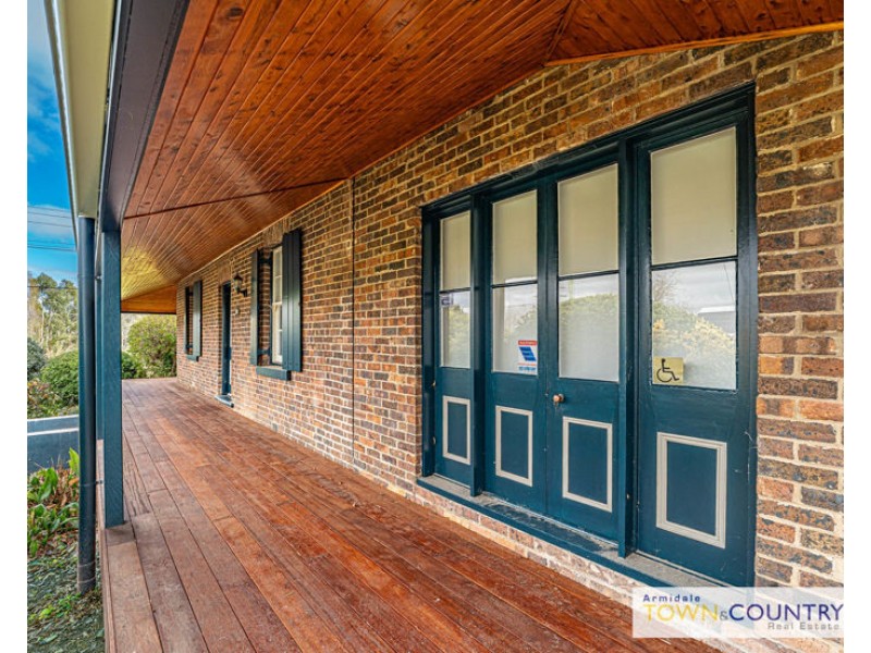 187 Kirkwood Street, Armidale NSW 2350