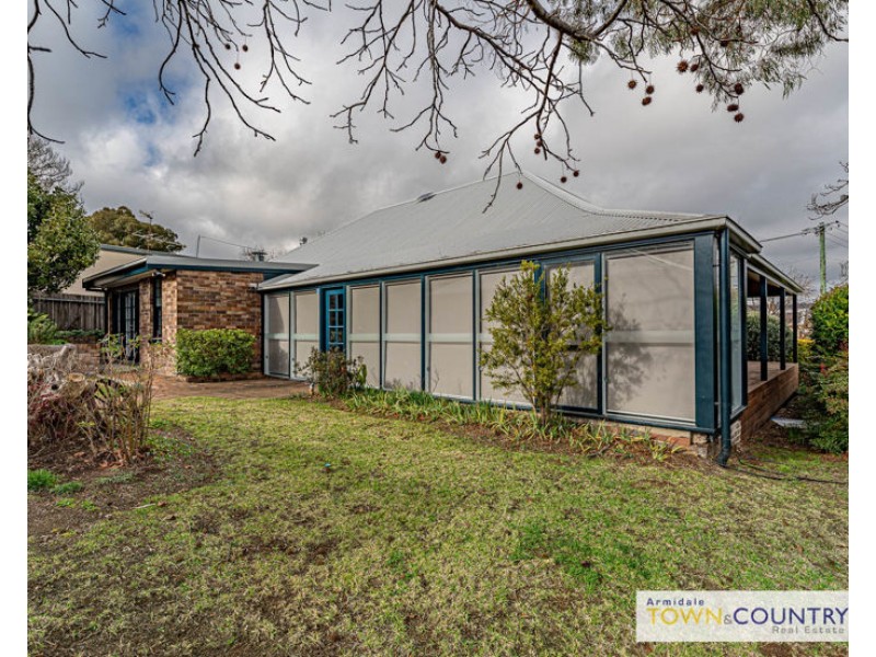 187 Kirkwood Street, Armidale NSW 2350