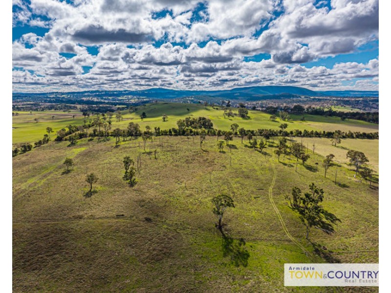 48 Hitchcock Lane, Armidale NSW 2350