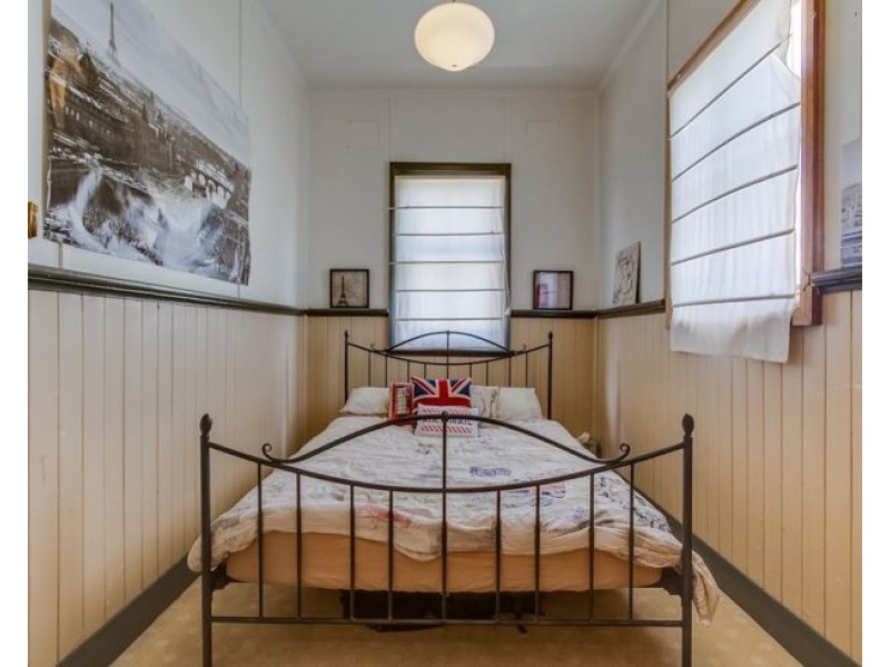 4/136 Allingham st, Armidale NSW 2350