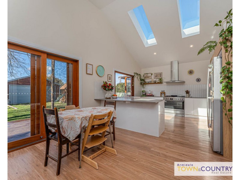 131 Taylor Street, Armidale NSW 2350