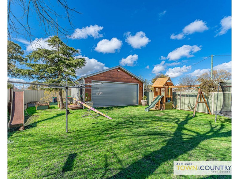 131 Taylor Street, Armidale NSW 2350