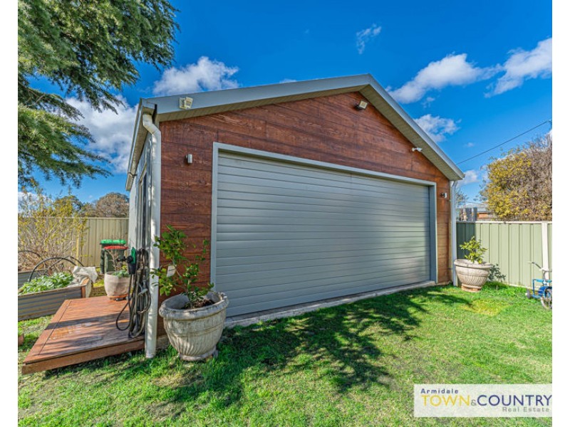 131 Taylor Street, Armidale NSW 2350