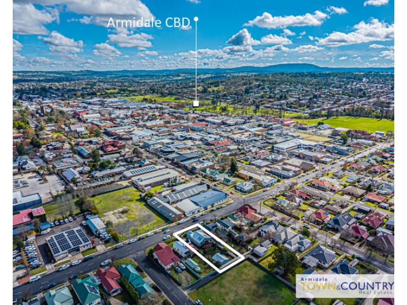 131 Taylor Street, Armidale NSW 2350