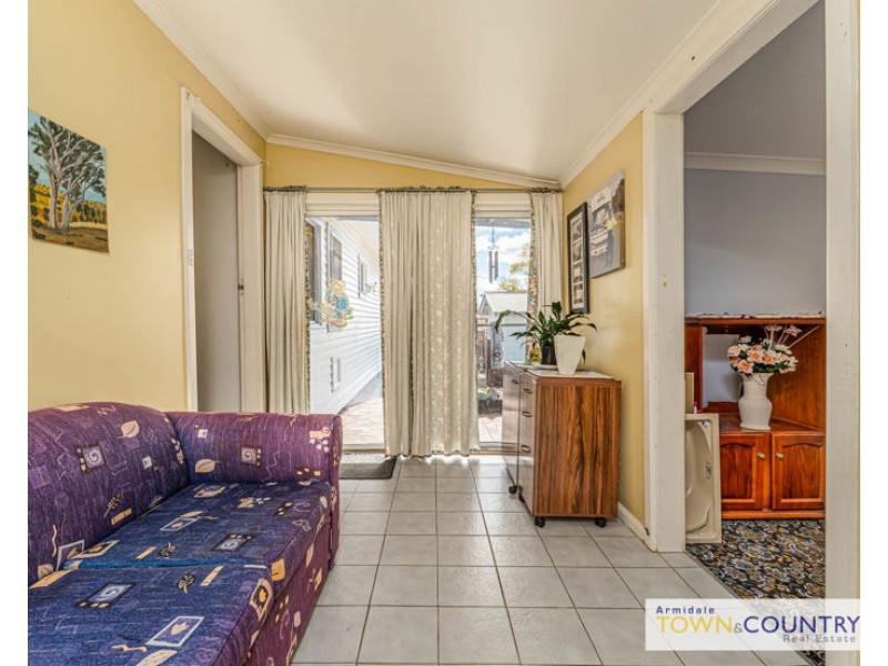 207 Kennedy Street, Armidale NSW 2350