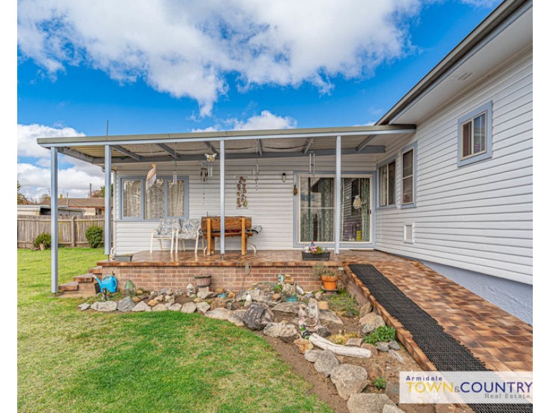 207 Kennedy Street, Armidale NSW 2350