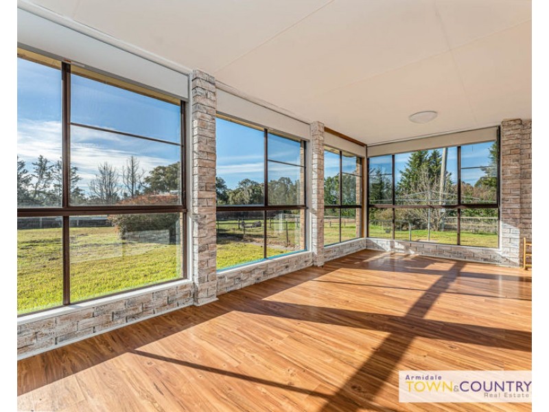 144 Mundays Lane, Armidale NSW 2350