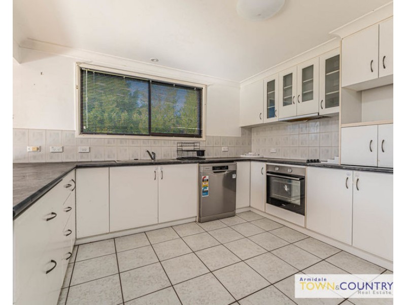 144 Mundays Lane, Armidale NSW 2350